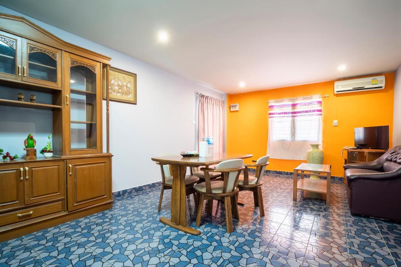 Oyo 663 Green Beach Room Pattaya Εξωτερικό φωτογραφία