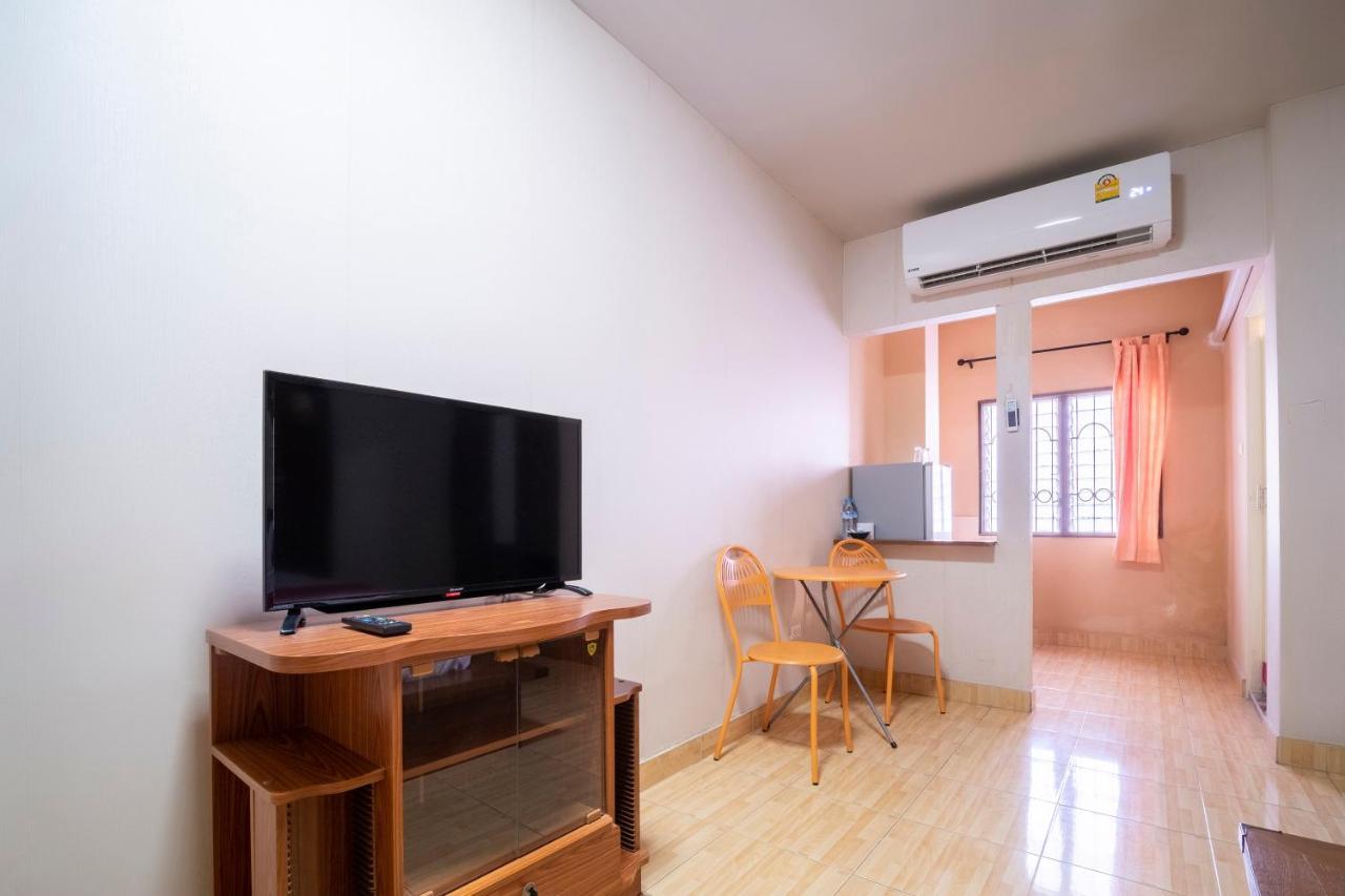 Oyo 663 Green Beach Room Pattaya Εξωτερικό φωτογραφία